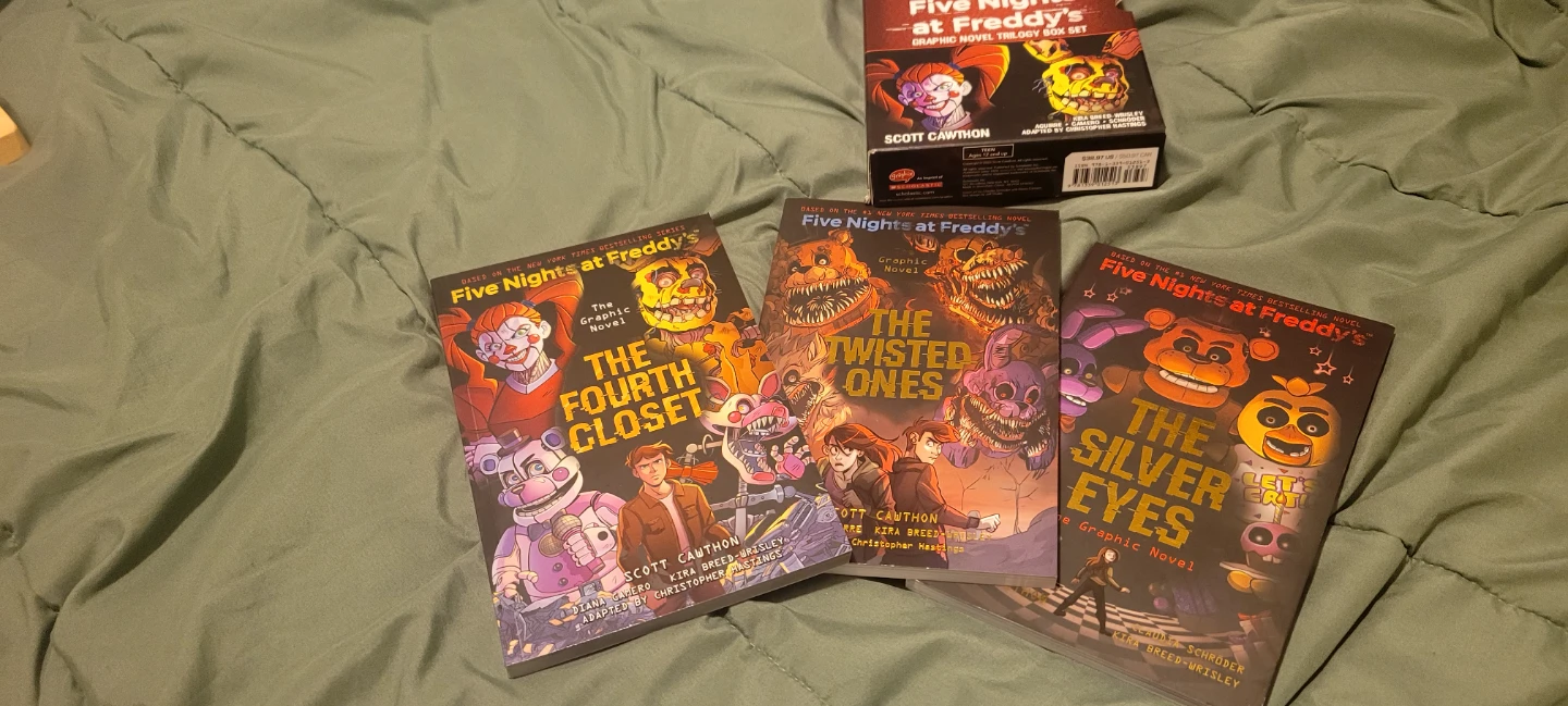 Five Nights at Freddy's Graphic Novel Trilogy Box Set - photo 4