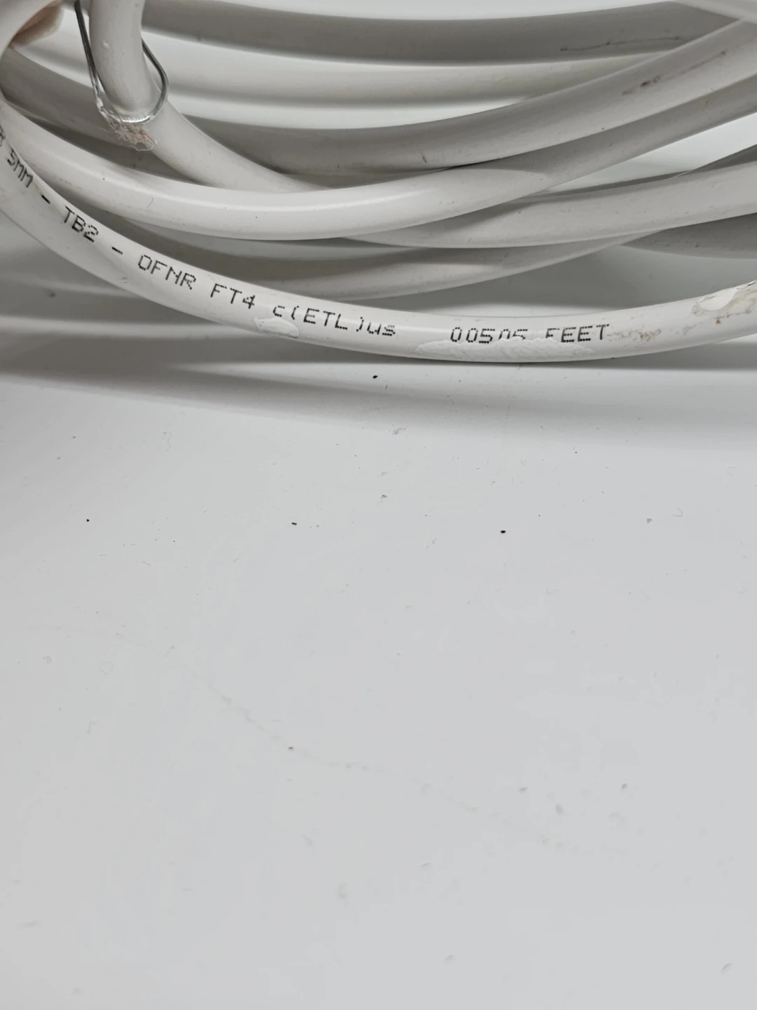 White Fibre Optic Cable - photo 3