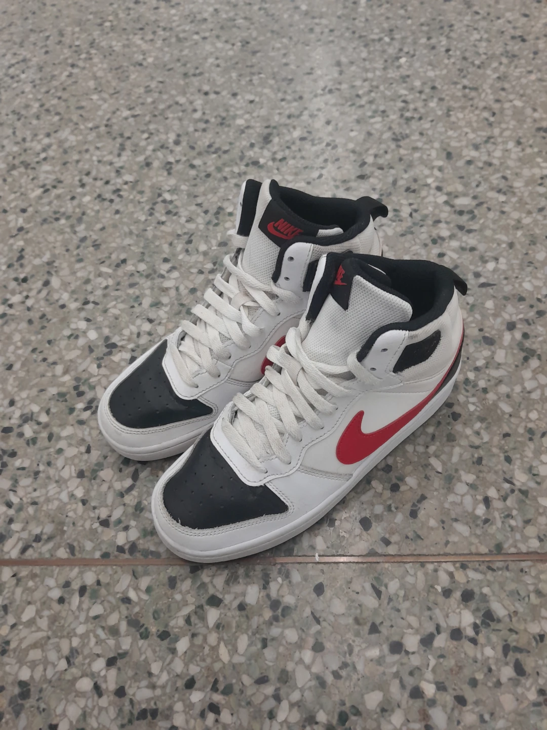 Nike High-Top Sneakers boys Size 6 - photo 4