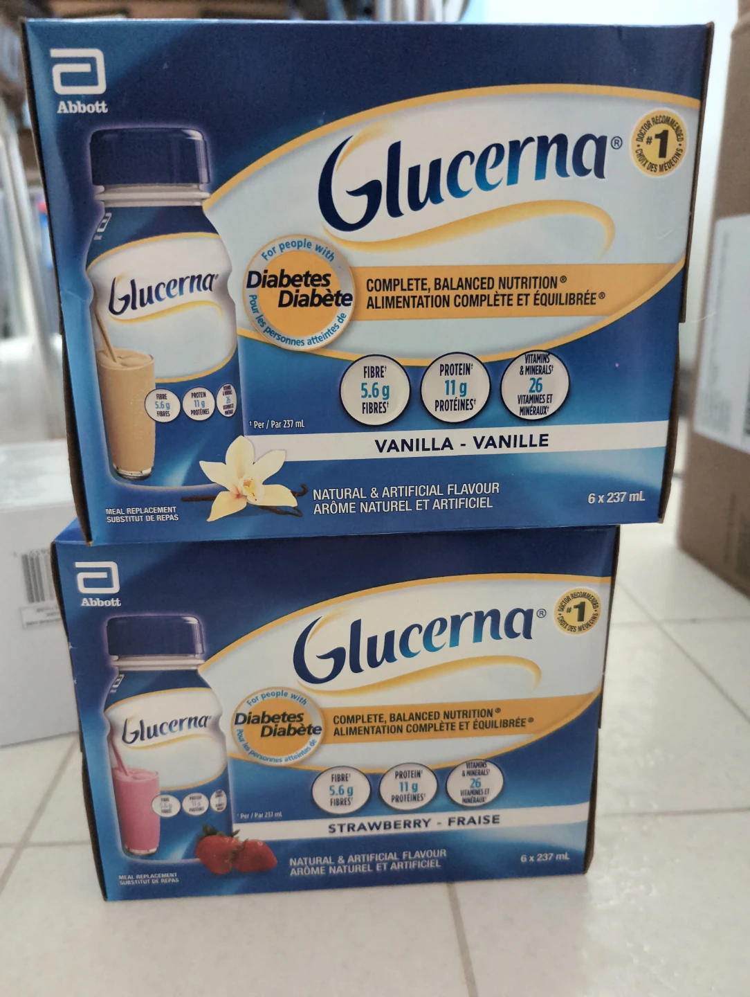 Glucerna Strawberry & Vanilla Shakes (6 x 237 mL)