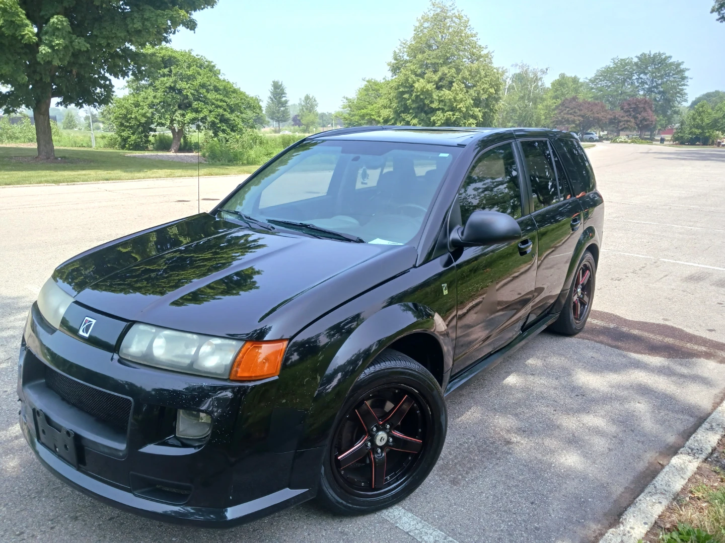 Black Saturn Vue V6 Redline