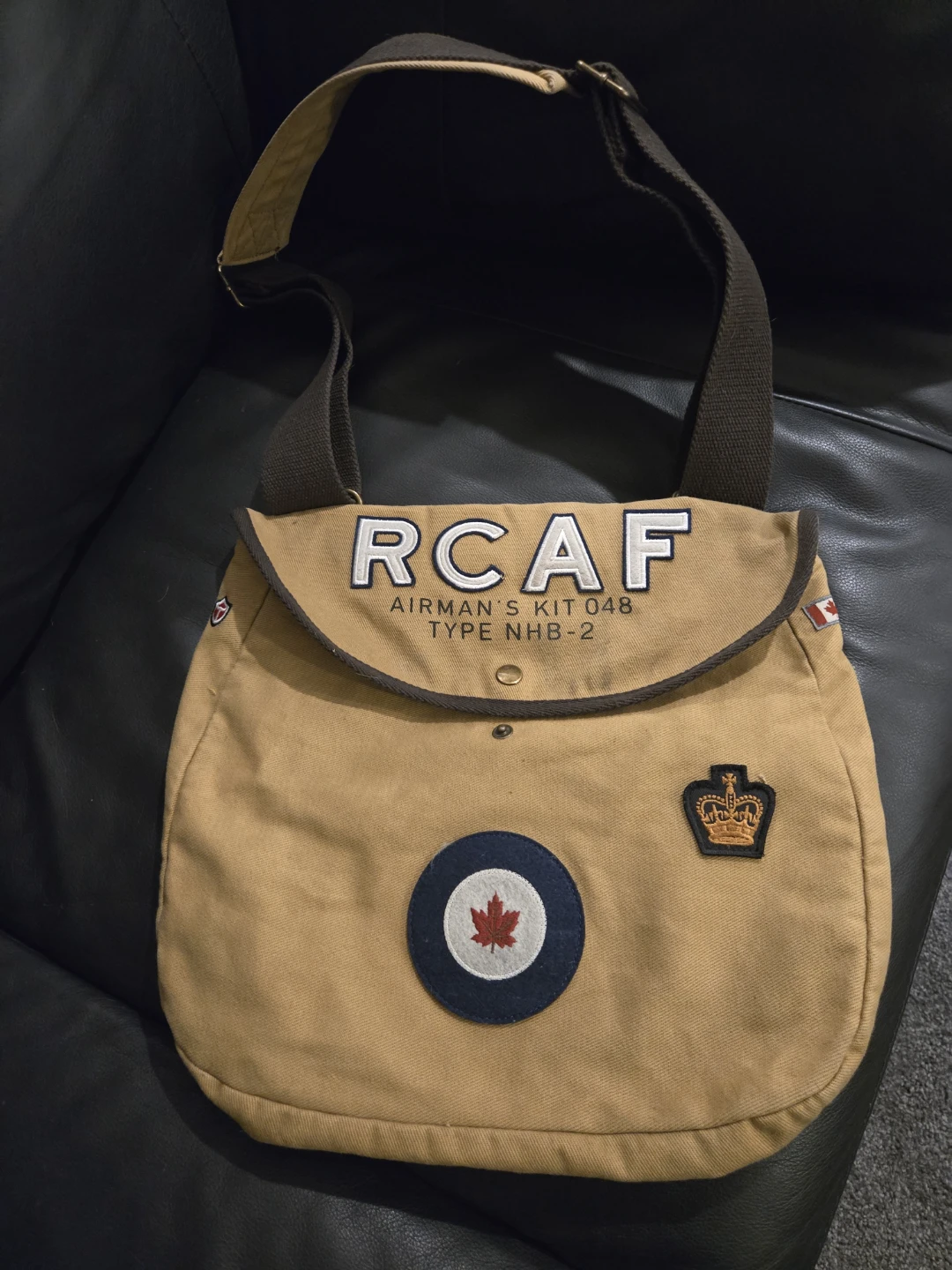 Red Canoe RCAF Airman's Kit Bag - photo 2