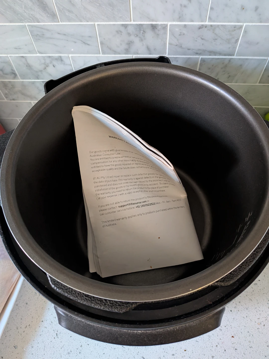 Thomson instant pot style pressure cooker - photo 2