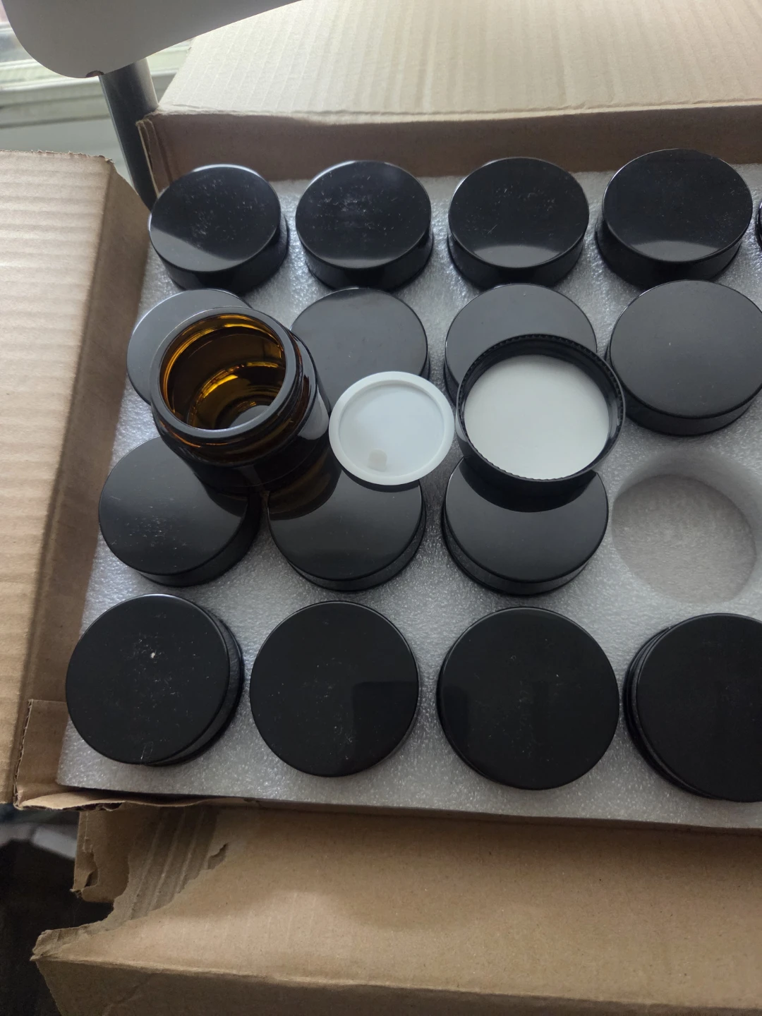 Amber glass jars - photo 3