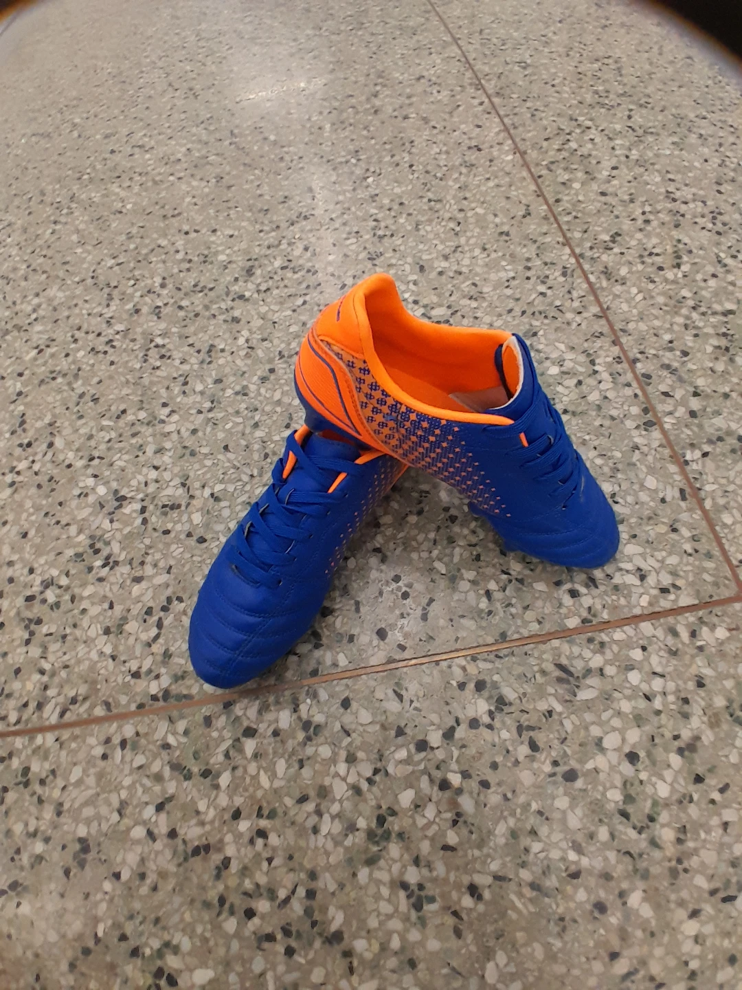 Blue and Orange Soccer Cleats Men's Size 7.5 - photo 3