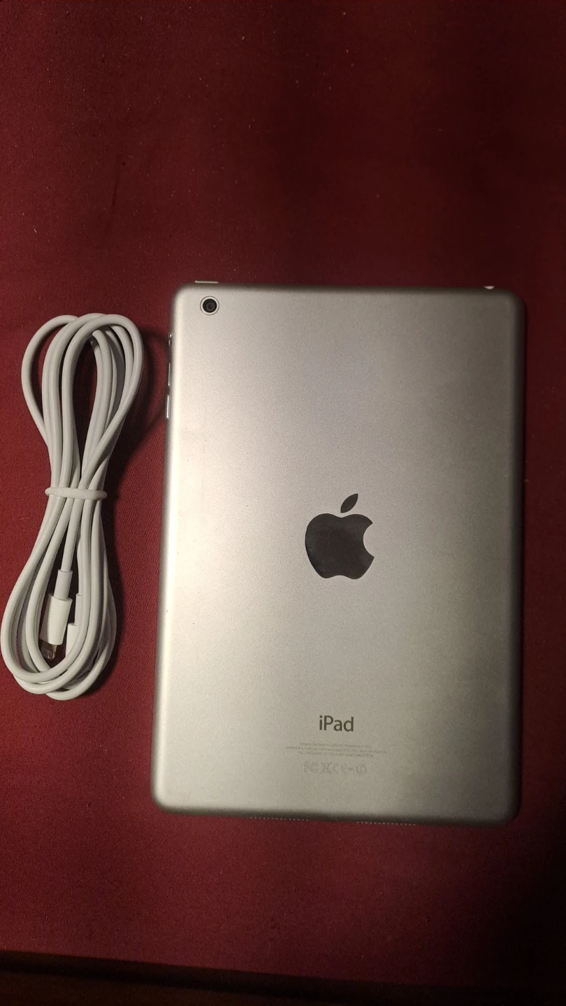 Apple iPad Mini like new fully working - photo 3