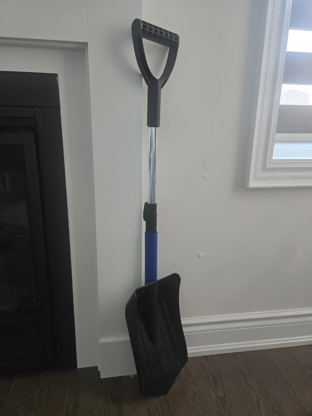 5-Piece Extendable Snow Brush and Ice Scraper Set with Bag - photo 4