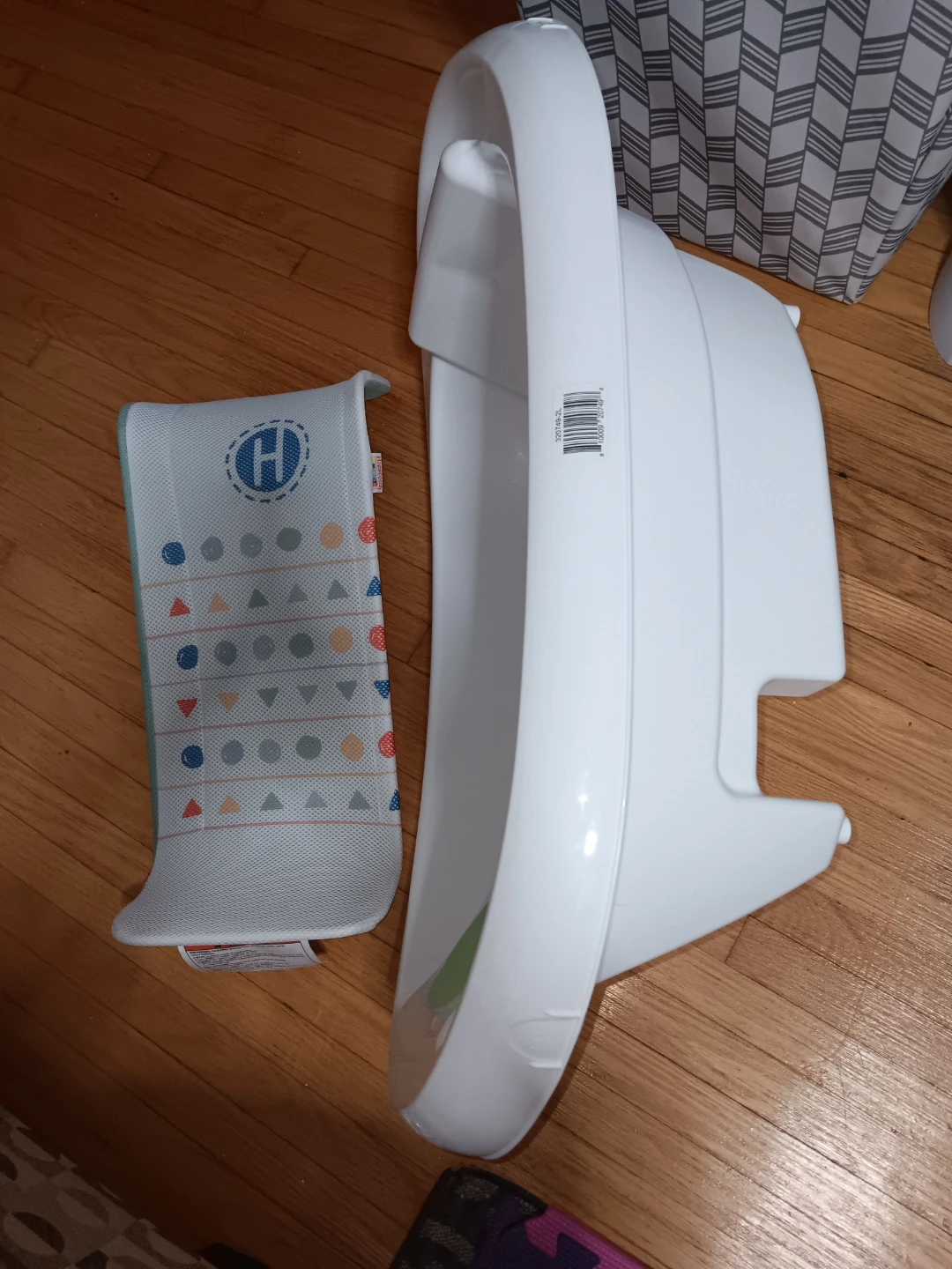 Hopscotch Baby Bath Tub with Sling - photo 3