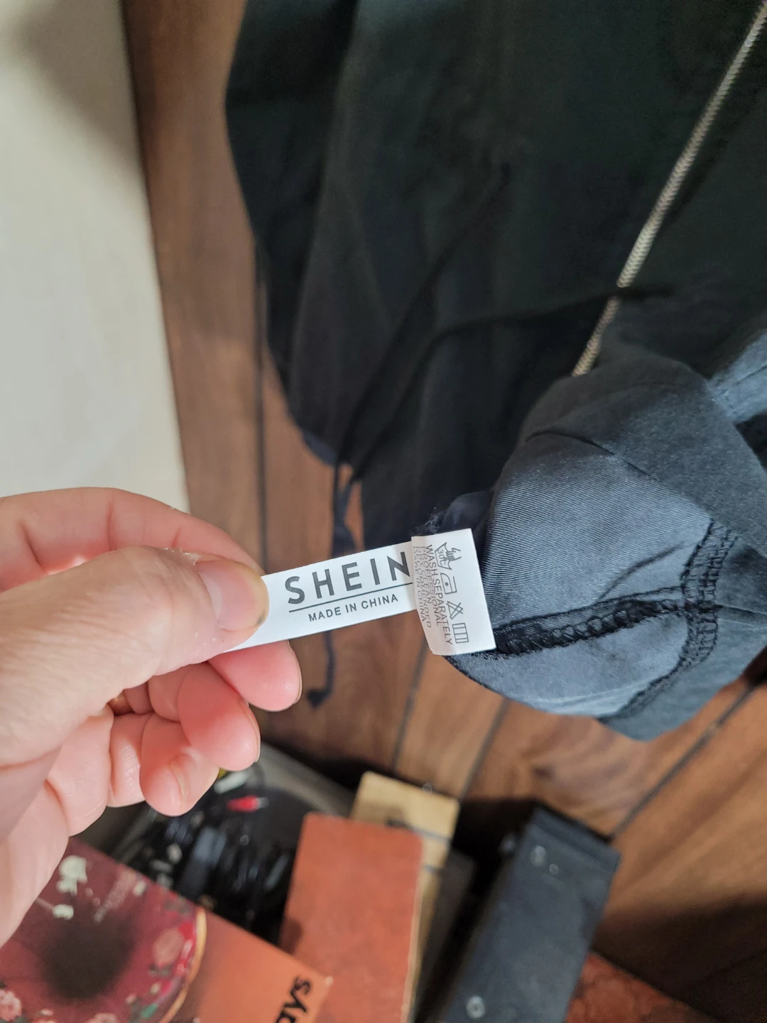 SHEIN Black Hooded Jacket - photo 4
