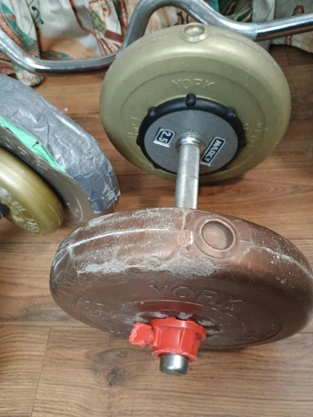 ⚽ 2 sets York Weight Plates and Dumbbells ~25lbs - photo 3