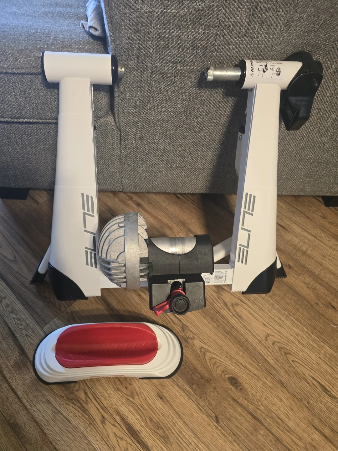 Elite bike trainer