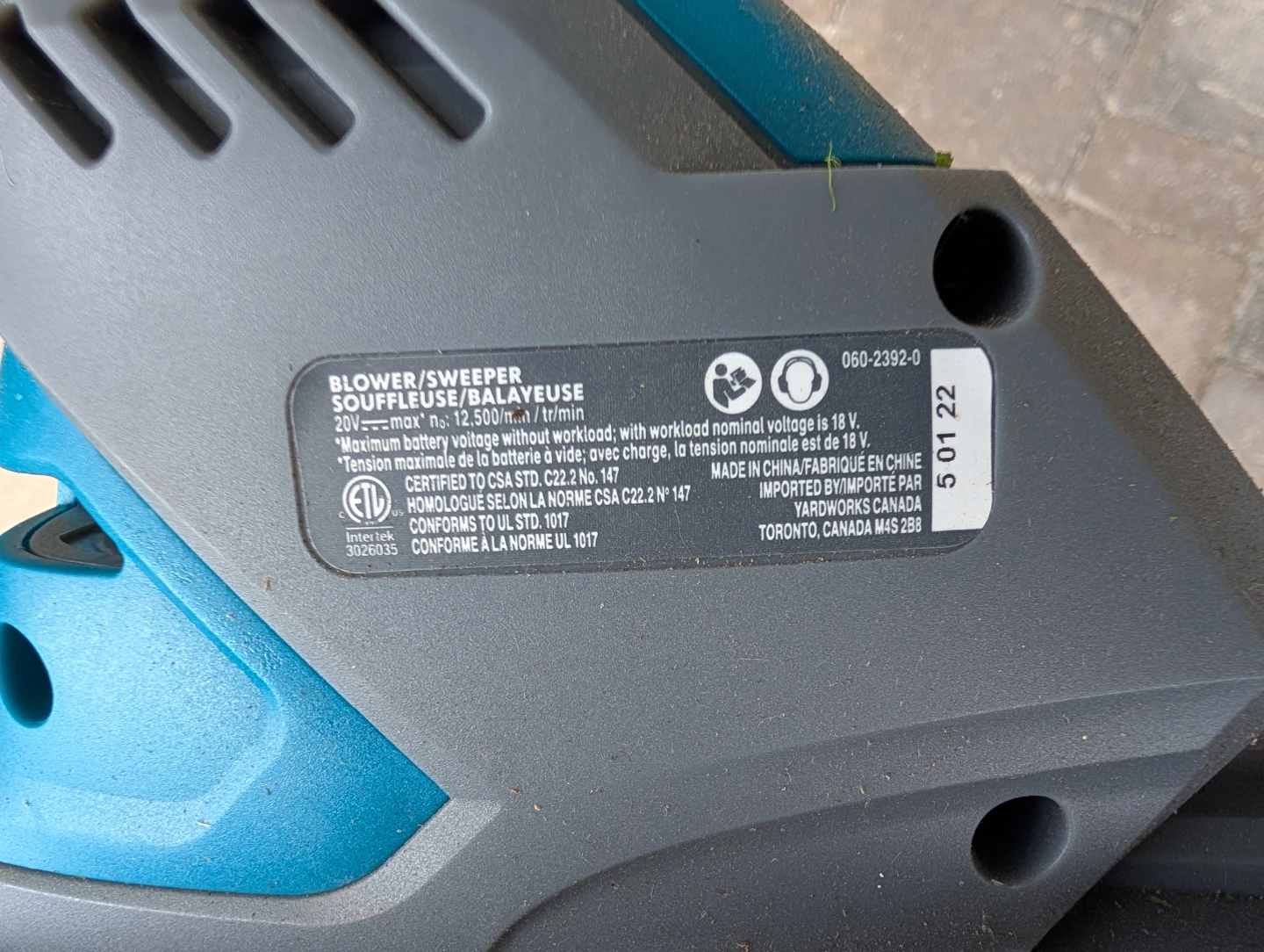 Yardworks 20V Cordless Grass Trimmer and Blower Combo - photo 3
