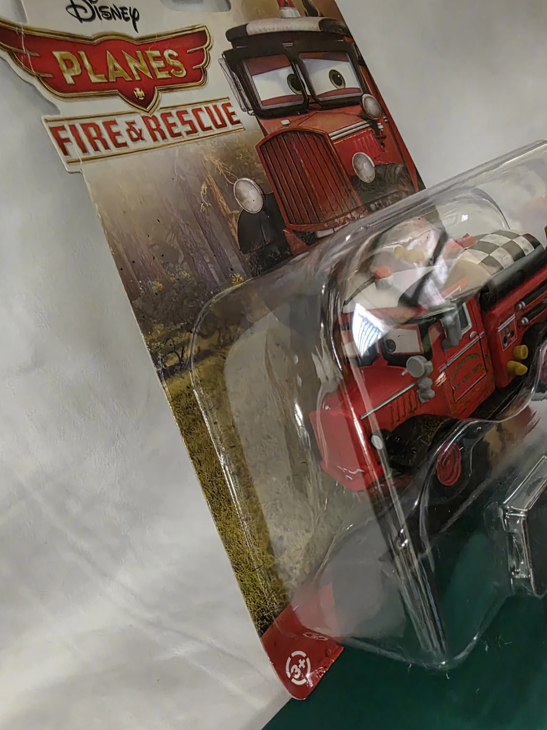 Disney Planes Fire & Rescue Mayday Toy Truck - photo 2