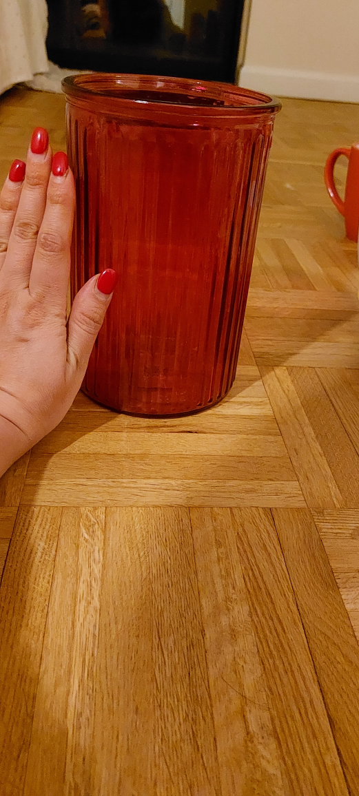 Red Ribbed Glass Vase - photo 2