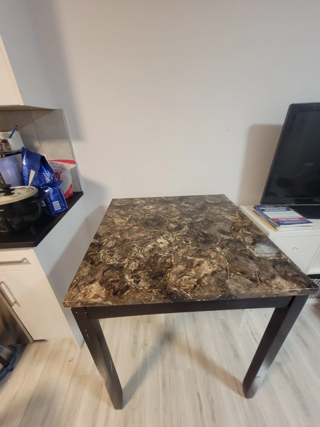 Marble-look Dining Table - photo 2