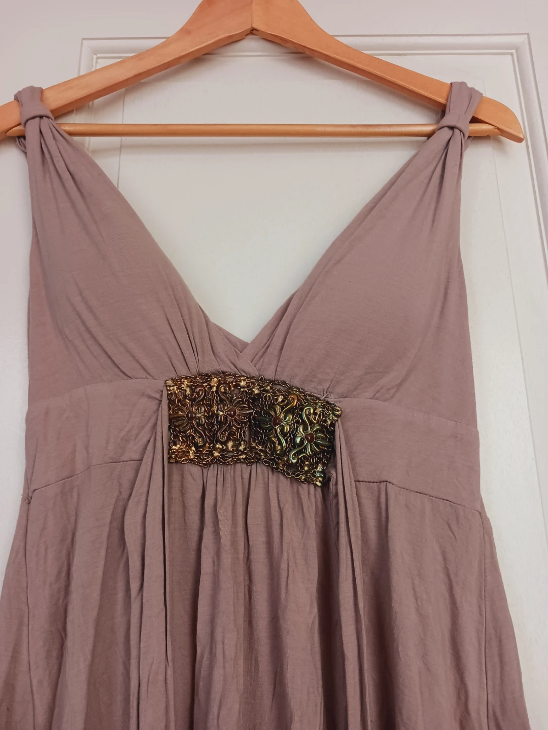 Beautiful Summer Dress with deep V - Neckline. M. - photo 4