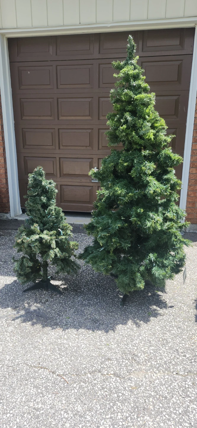 Artificial Christmas Trees (2)