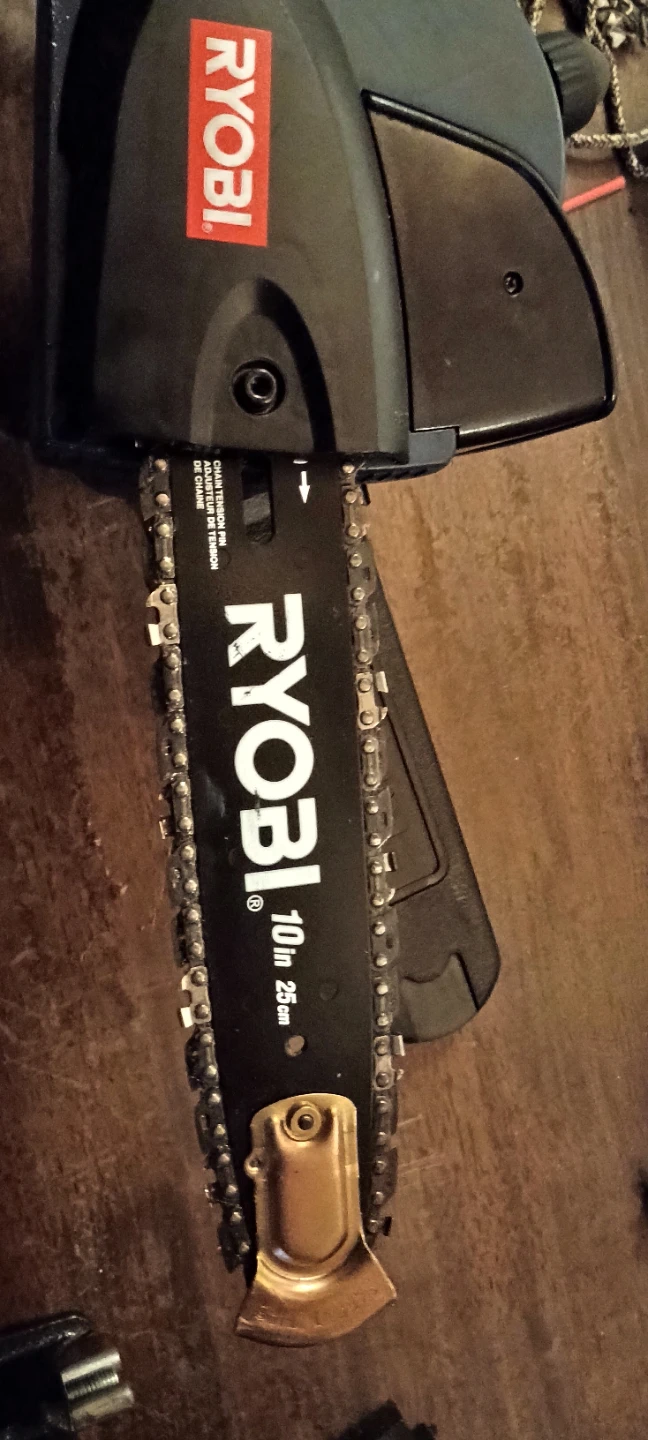 Ryobi 18V Cordless Chain Saw Class 2C - photo 5