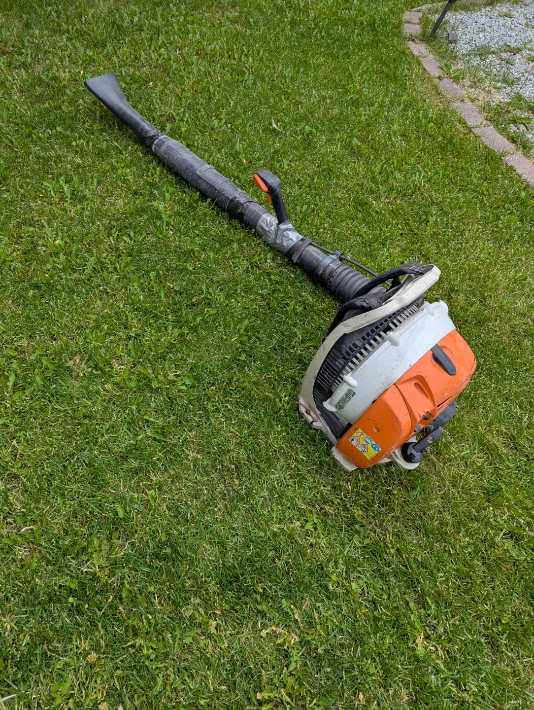 Stihl BR430 Gas Leaf Blower - photo 2