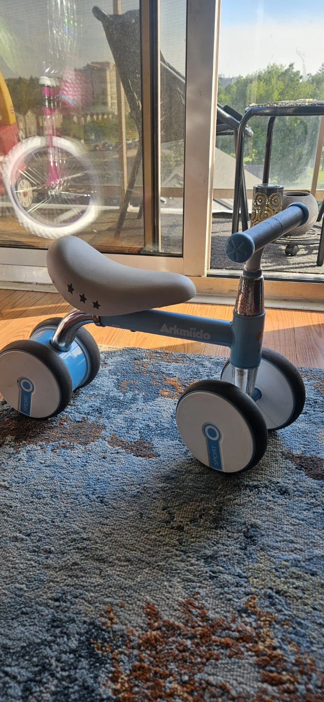 Balance Bike / Bike for kids/ toddler bike