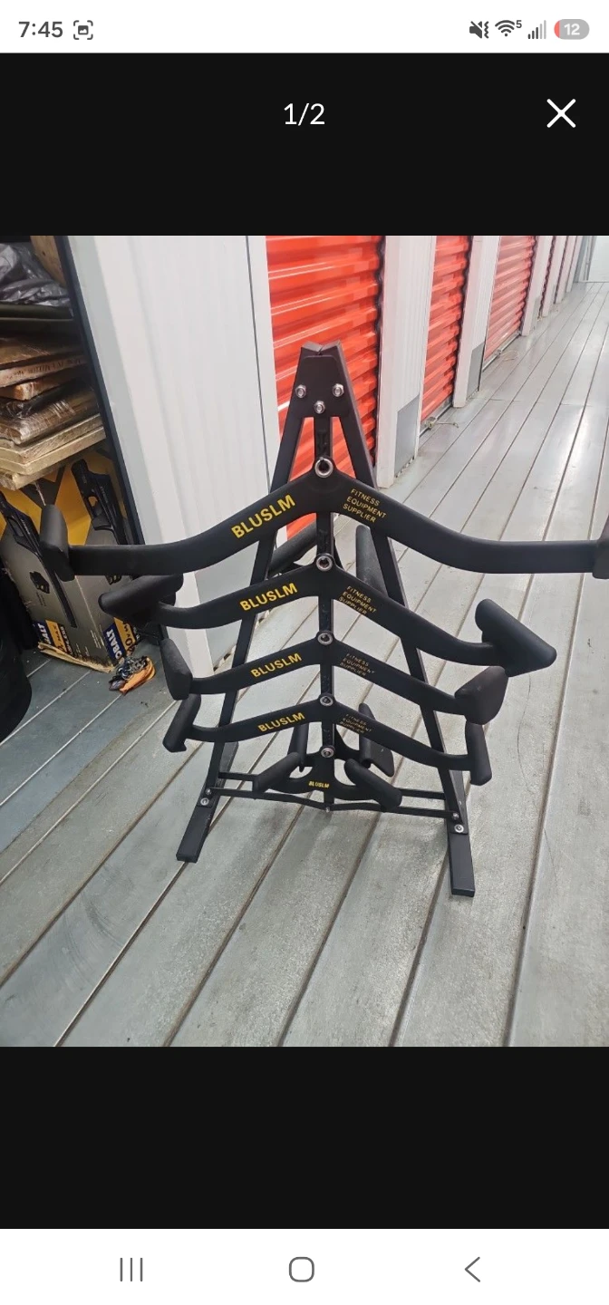 Lat Pull-down Bar For Cable Machine With Storage Rack