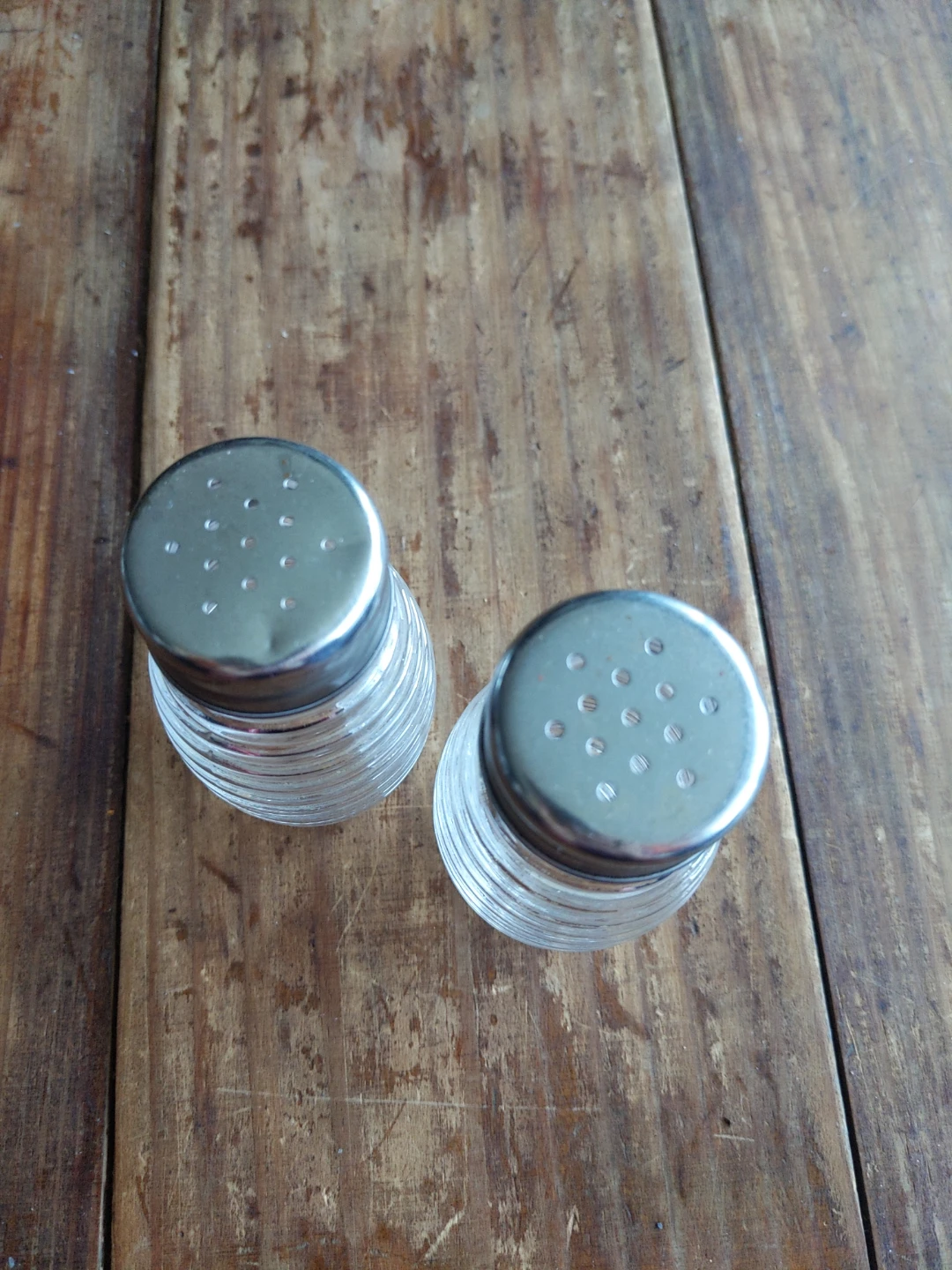 Glass Salt and Pepper Shakers. Free. - photo 2