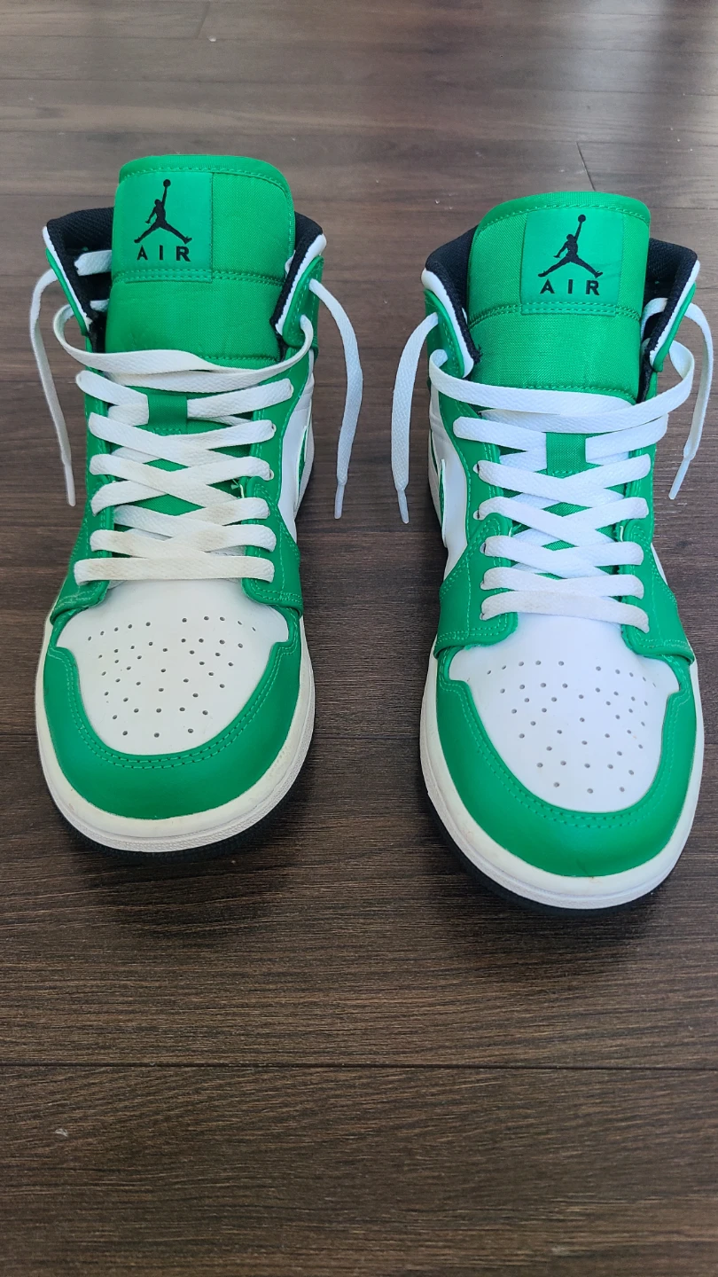 Air Jordan 1 Mid 'Lucky Green' - photo 3