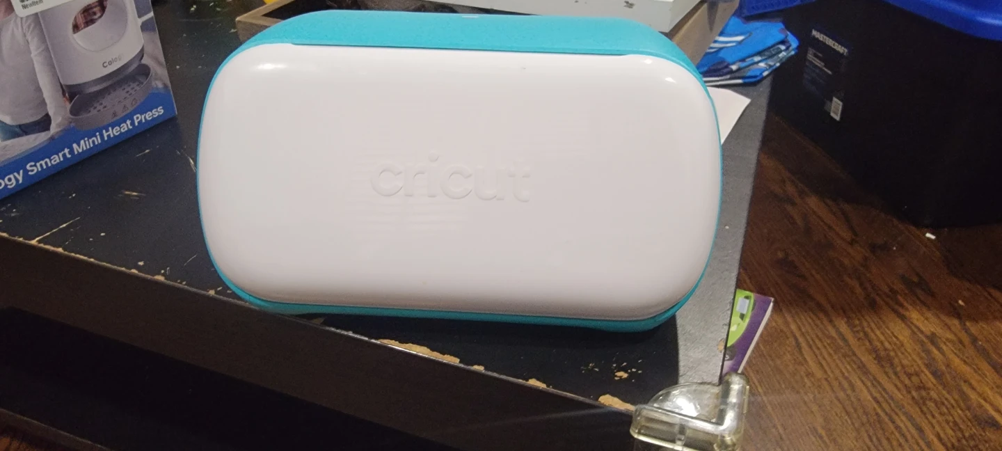 Cricut Joy Machine with Accessories