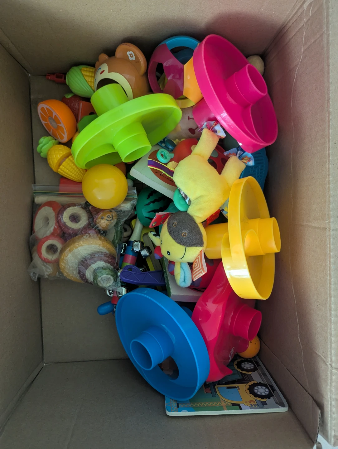 Assorted Kids' Puzzles and Toys Bundle - photo 2