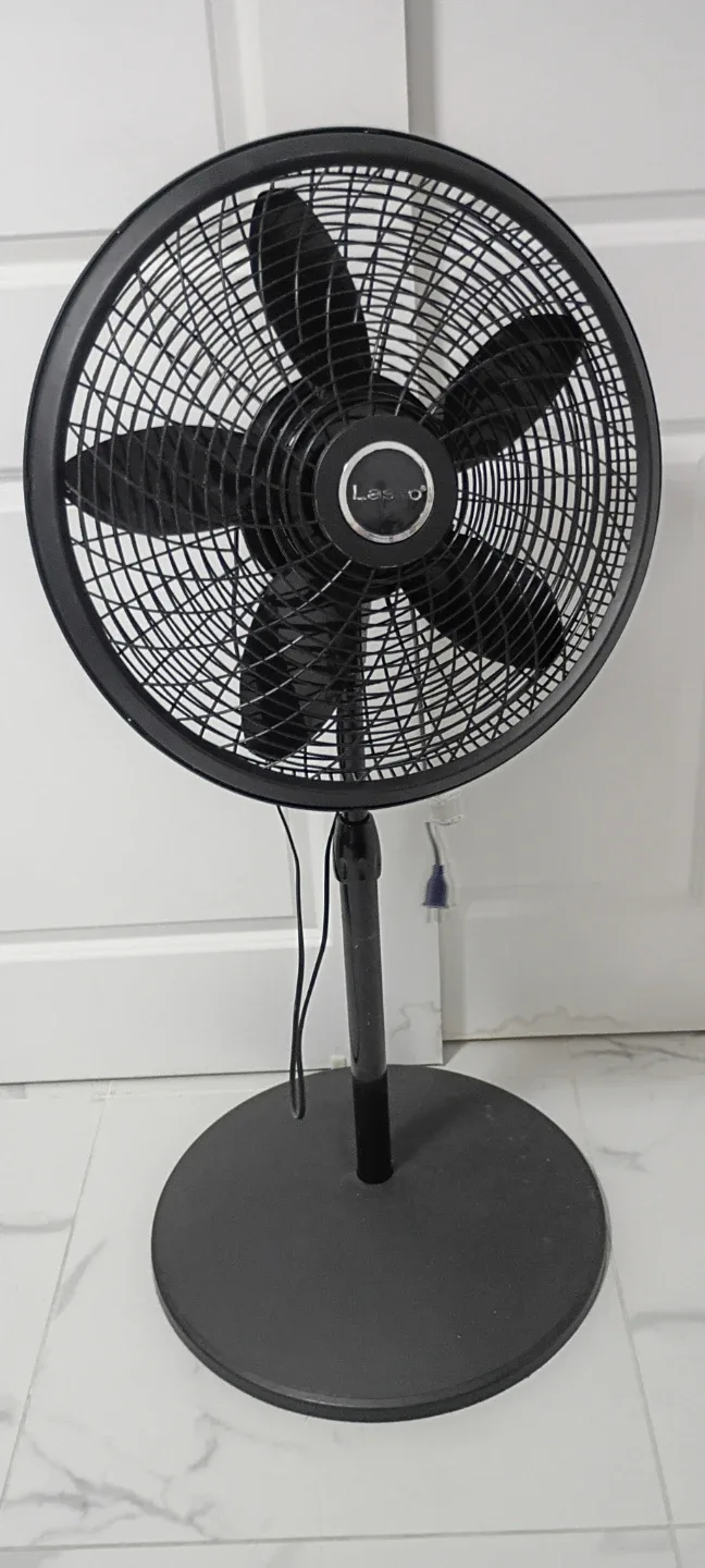 Lasko Oscillating Pedestal Fan