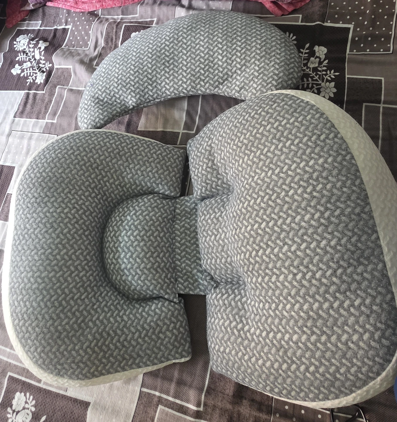Pregancy pillow - photo 2