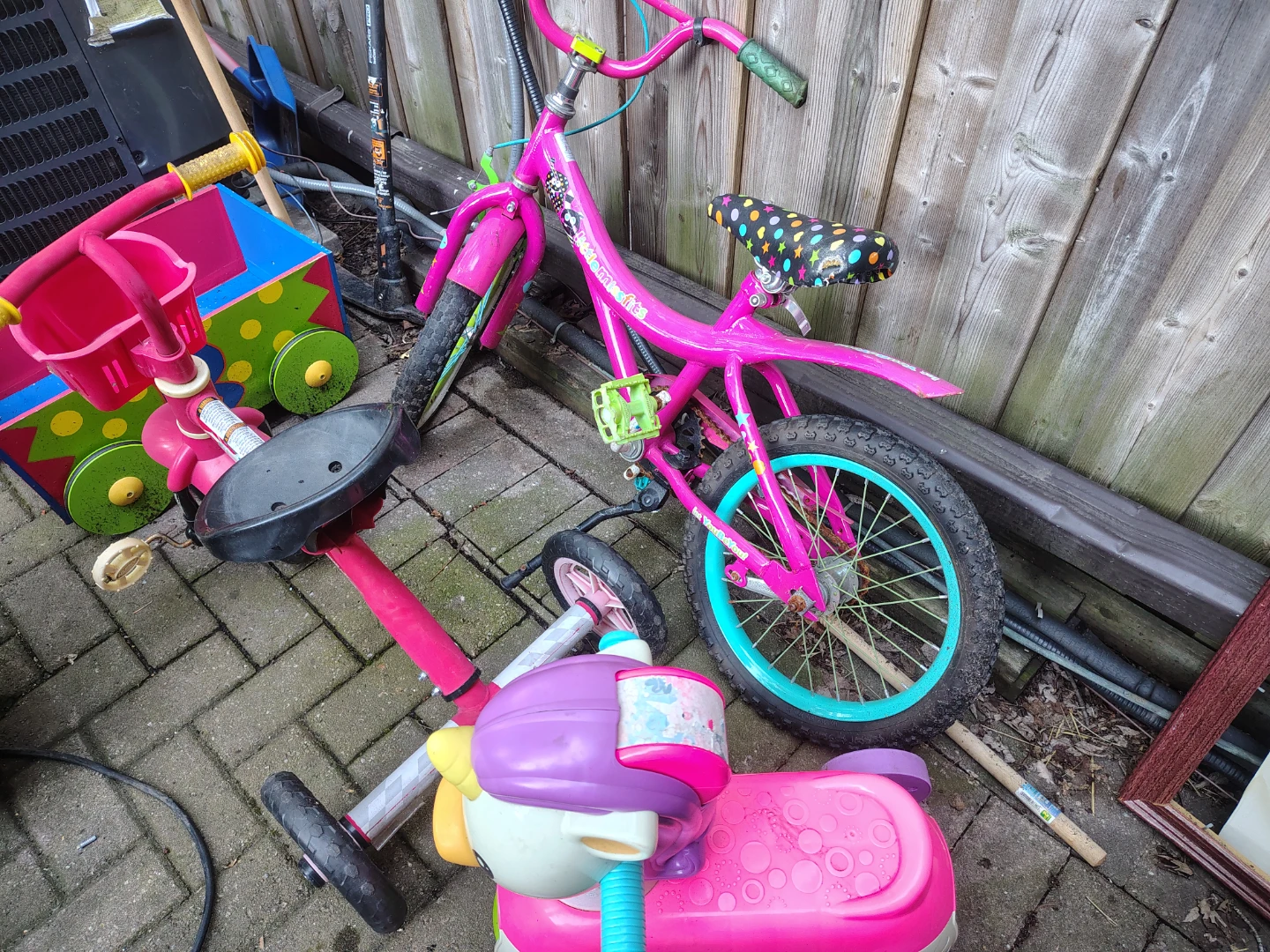 Girls Pink Bicycle with Sparkle Seat - photo 2