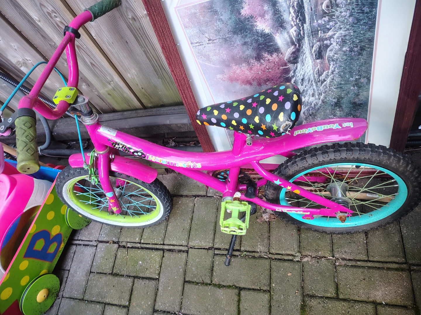 Girls Pink Bicycle with Sparkle Seat - photo 3