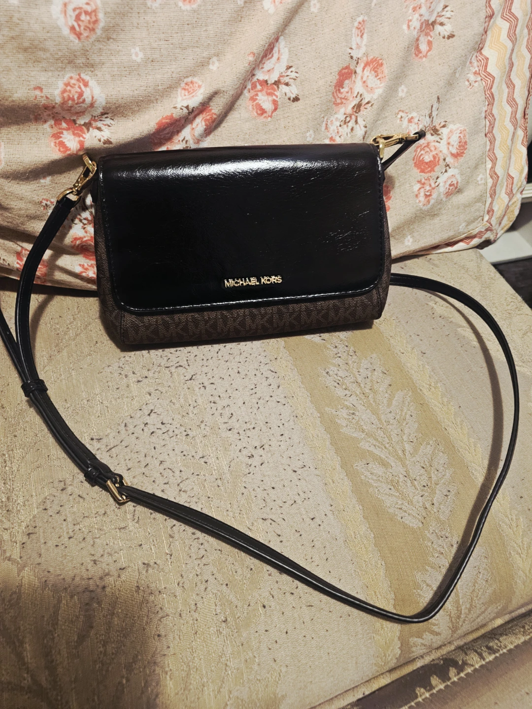 Michael Kors crossbody bag
