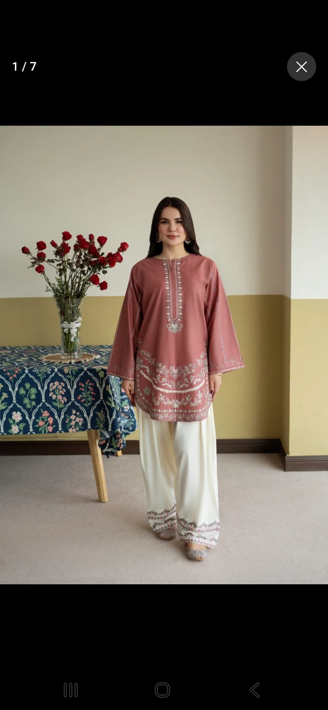 Embroidered kurta set