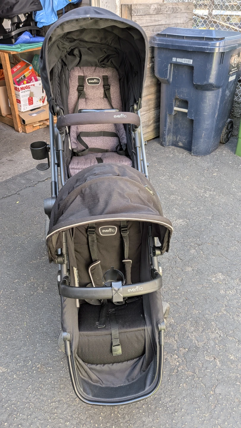 Evenflo Pivot Xpand Travel System with Infant Car Seat & Base - photo 4