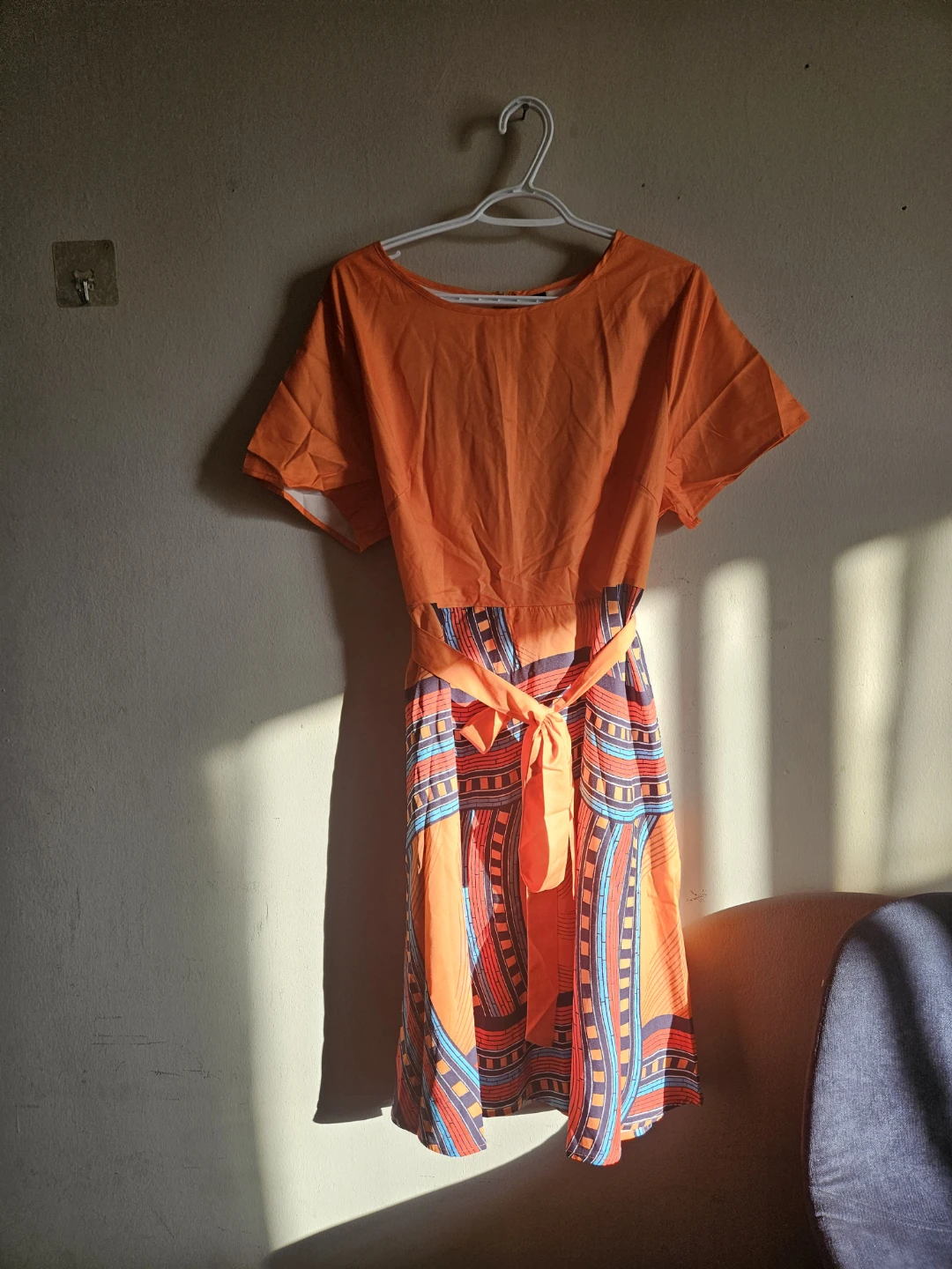 Orange patterned midi dress - photo 2