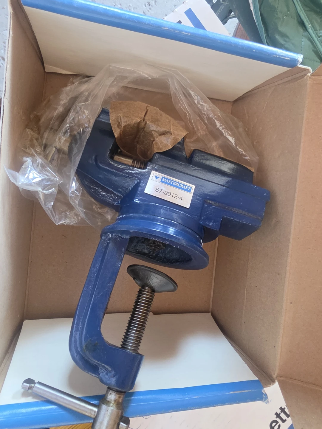 Mastercraft 2 inch Clamp On Vise - photo 2