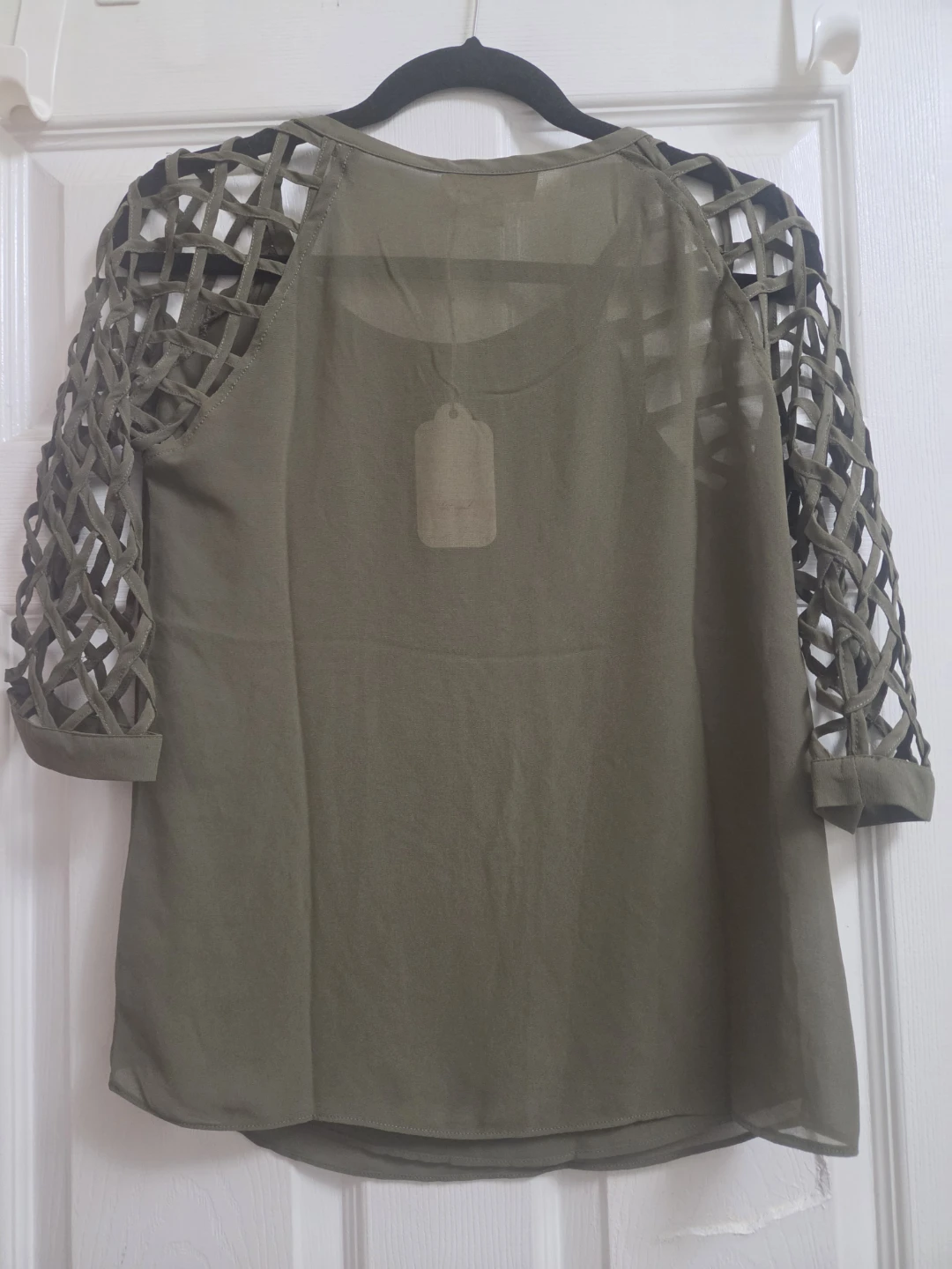 Lost April Olive Green Lattice Sleeve Top Size S - photo 3