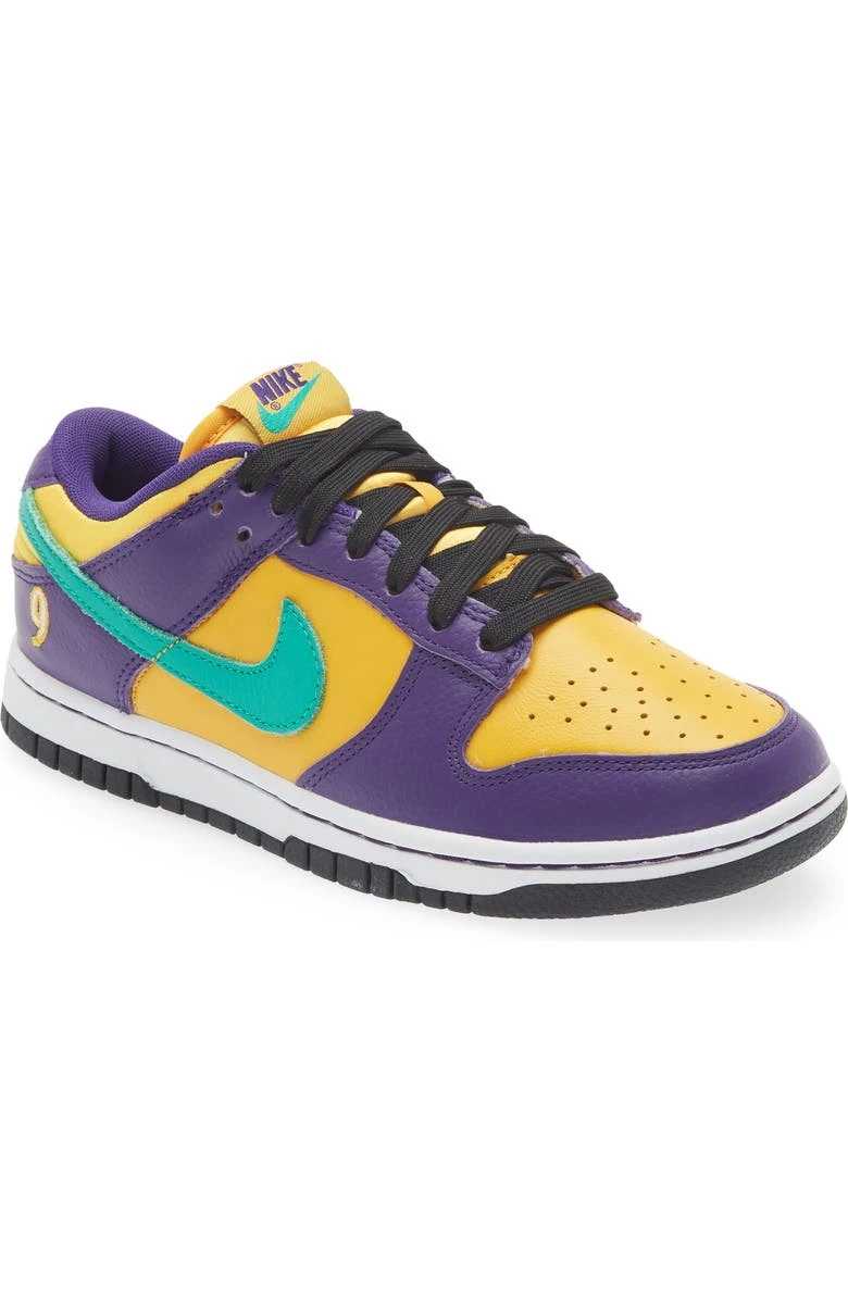 Nike Dunk Low LX Lisa Leslie - photo 3