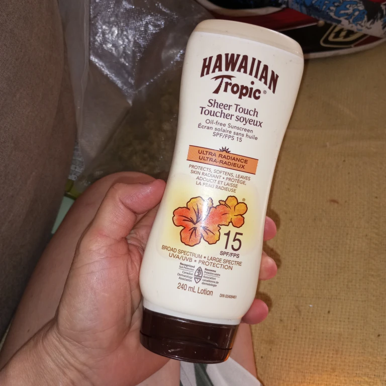 Hawaiian Tropic Sheer Touch Sunscreen SPF 15 - photo 2