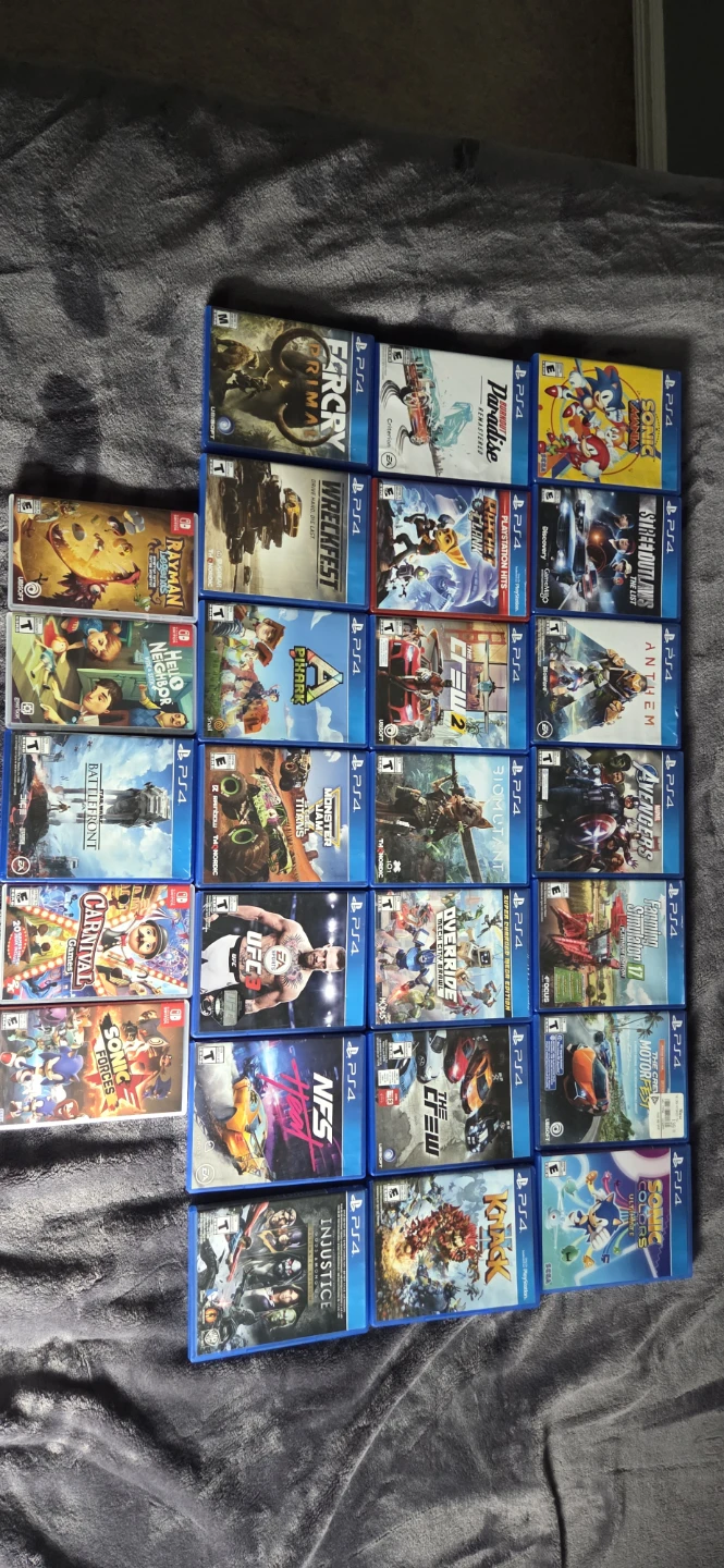 PlayStation 4 & Nintendo Switch Games