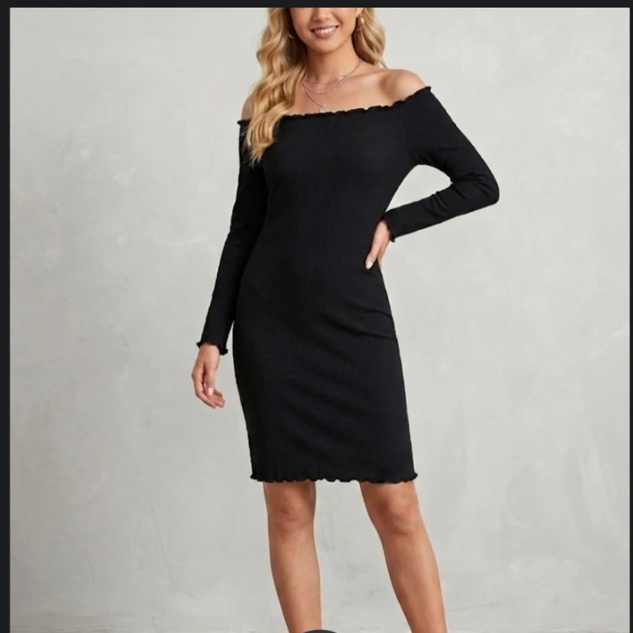 H&M Black Off-the-Shoulder Long Sleeve Dress