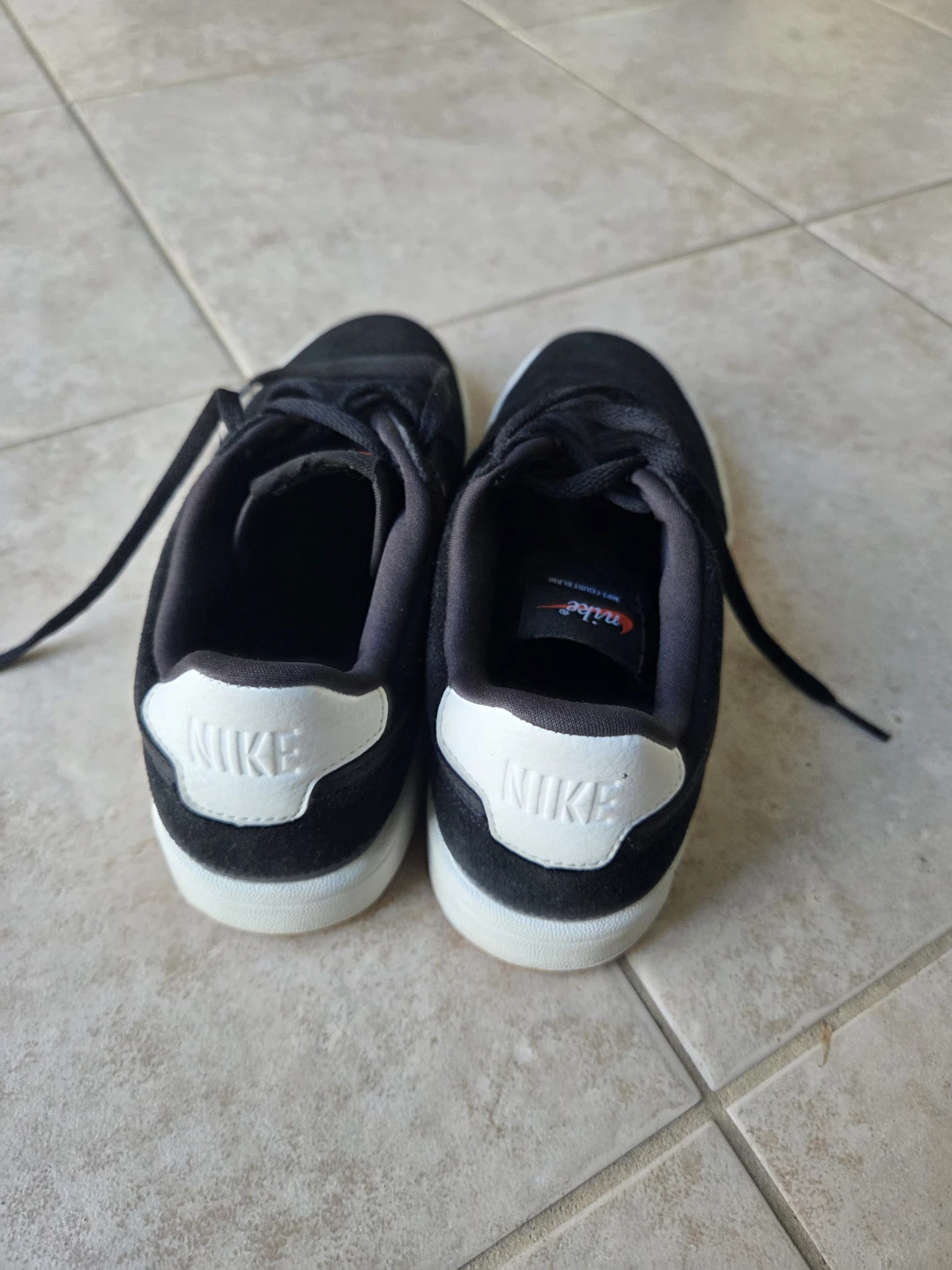 Brand New Unisex Nike Black Suede Sneakers size 6.5 - photo 5