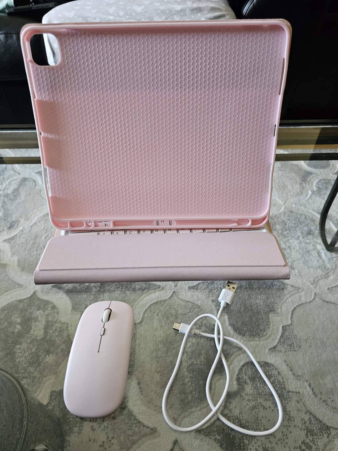 Ipad Pink 11th Gen Pro Mouse And Keyboard Bundle - photo 2
