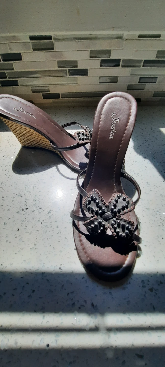 New Stylish Brown Wedge Sandals, ready for Summer - photo 3