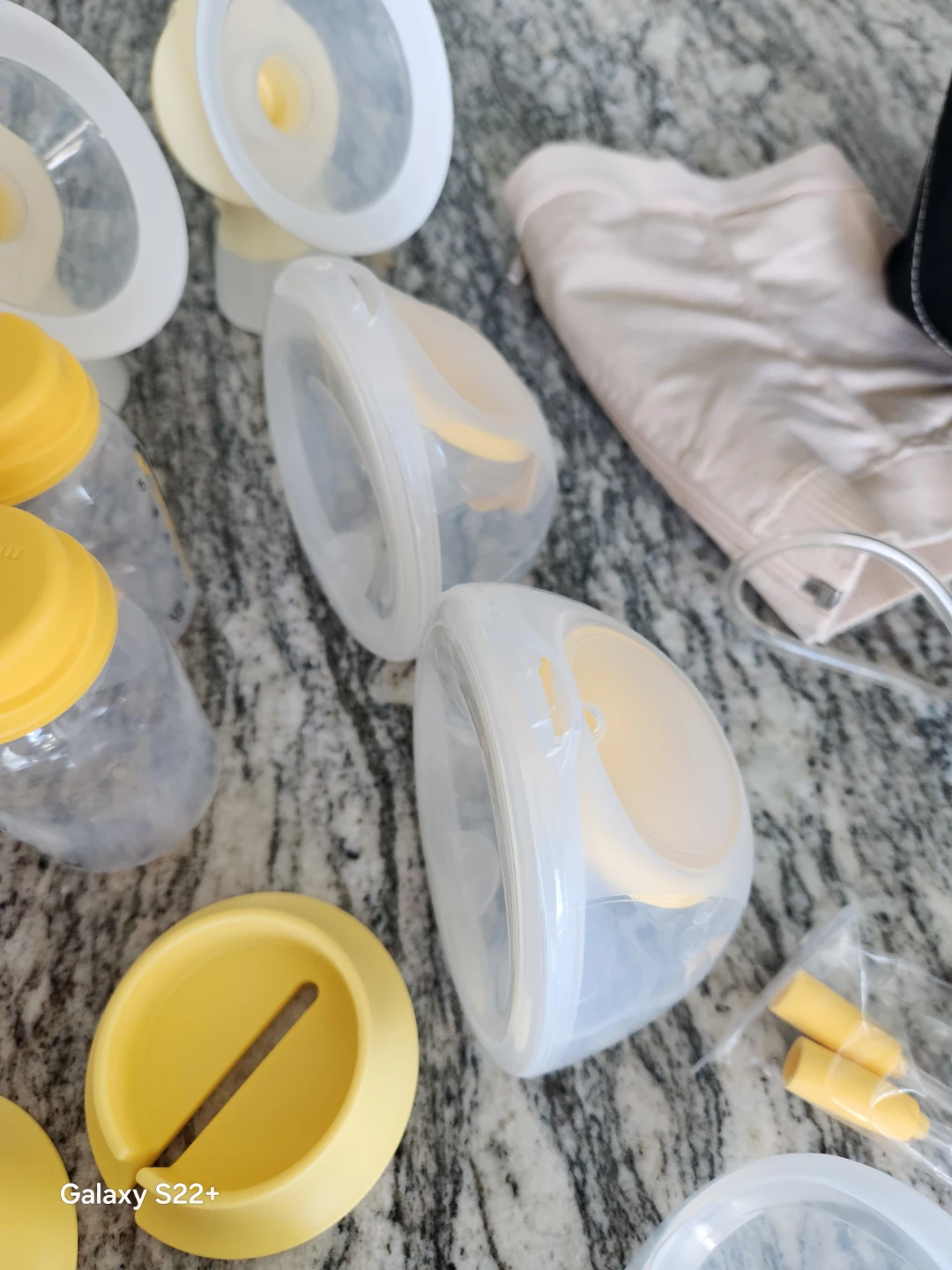 Medela Freestyle Flex Double Electric Breast Pump + storage bag - photo 4