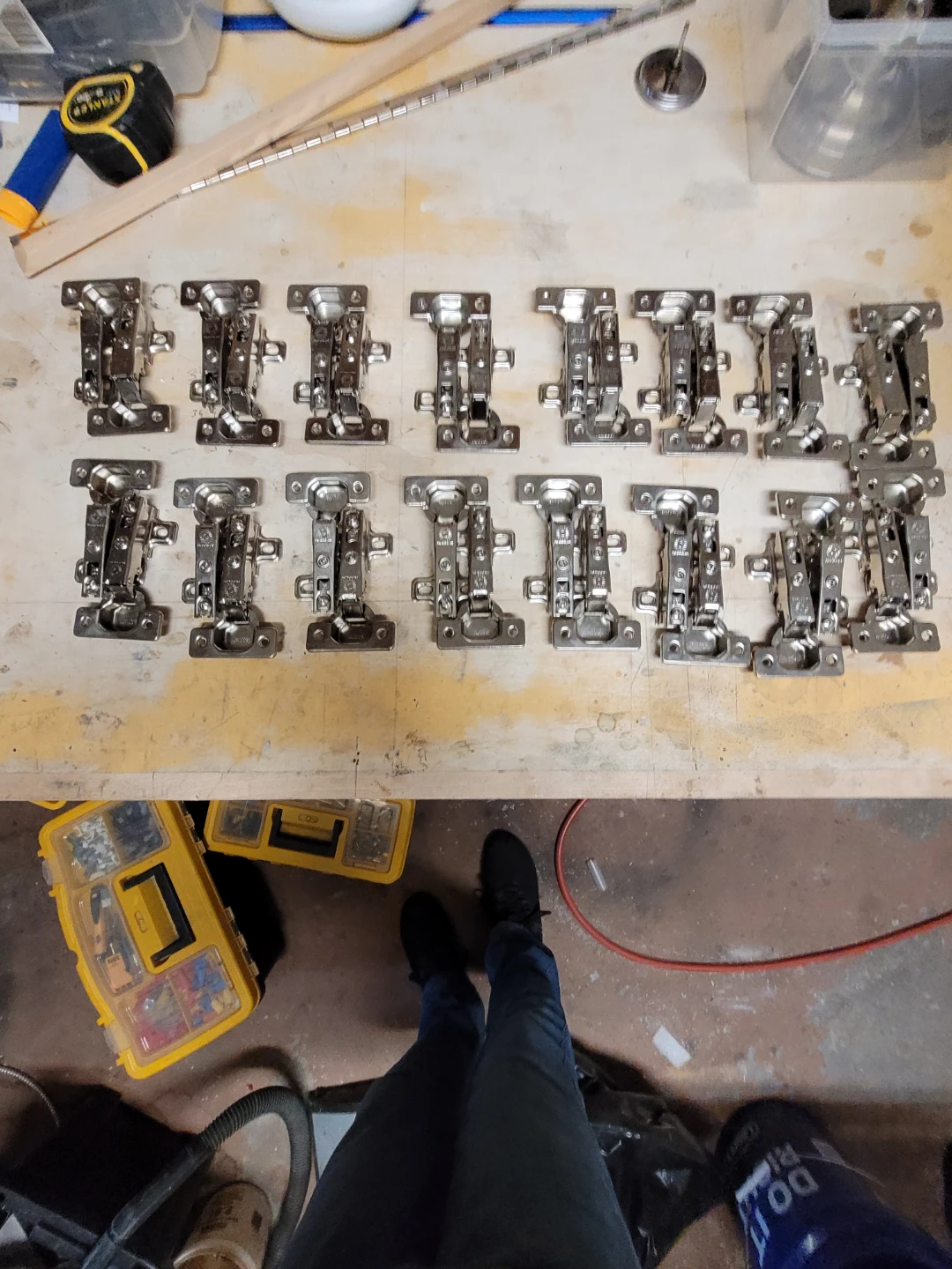 16 pairs Ferrari Cabinet Hinges
