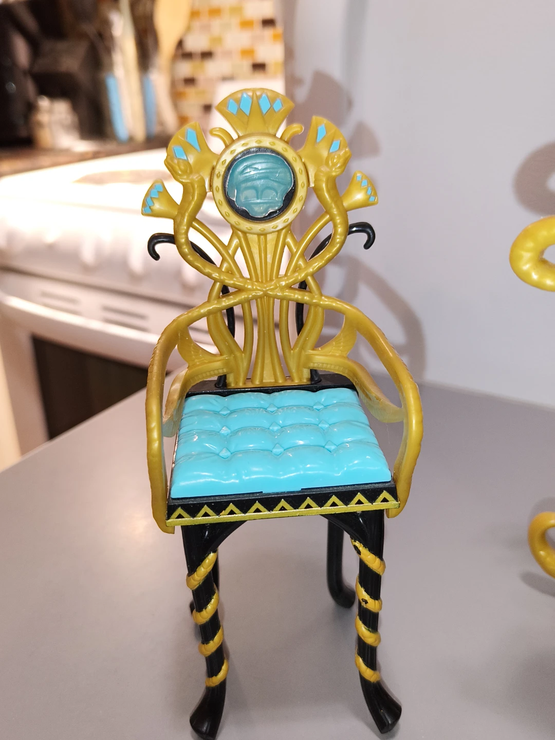 Monster High Cleo de Nile's Vanity (most accessories!) - photo 4