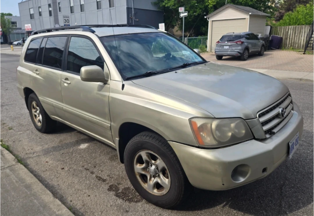 Toyota Highlander V6 AWD - photo 2